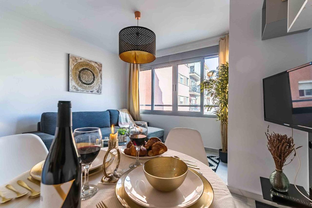 Carlos Haya Beautiful Apartment With Parking مالقة المظهر الخارجي الصورة