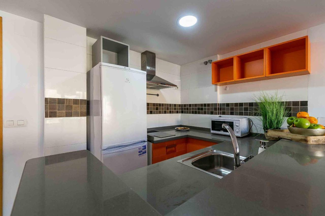 Carlos Haya Beautiful Apartment With Parking مالقة المظهر الخارجي الصورة